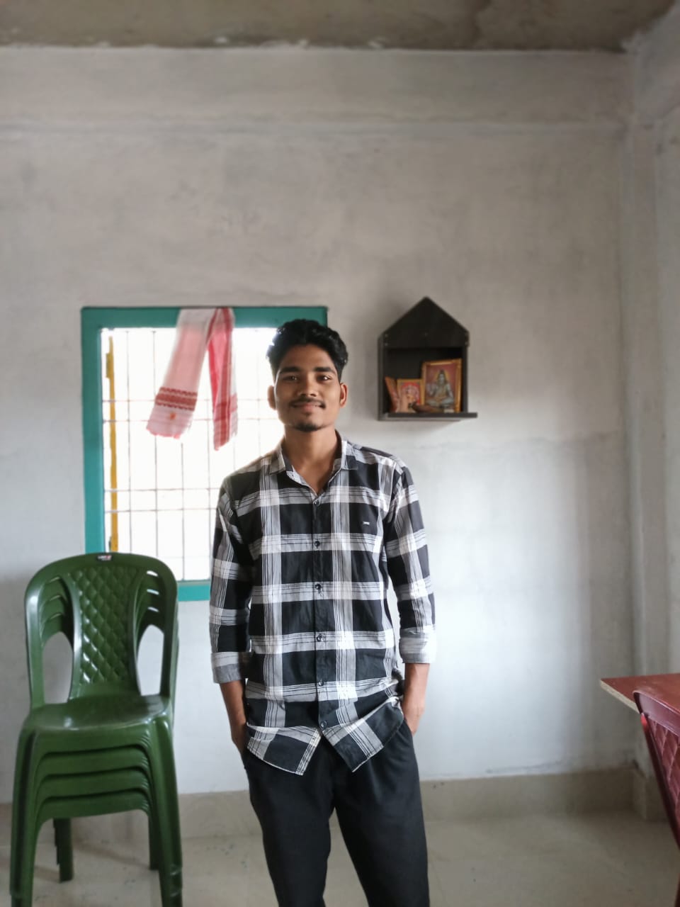 MR. JADUMONI BORAH